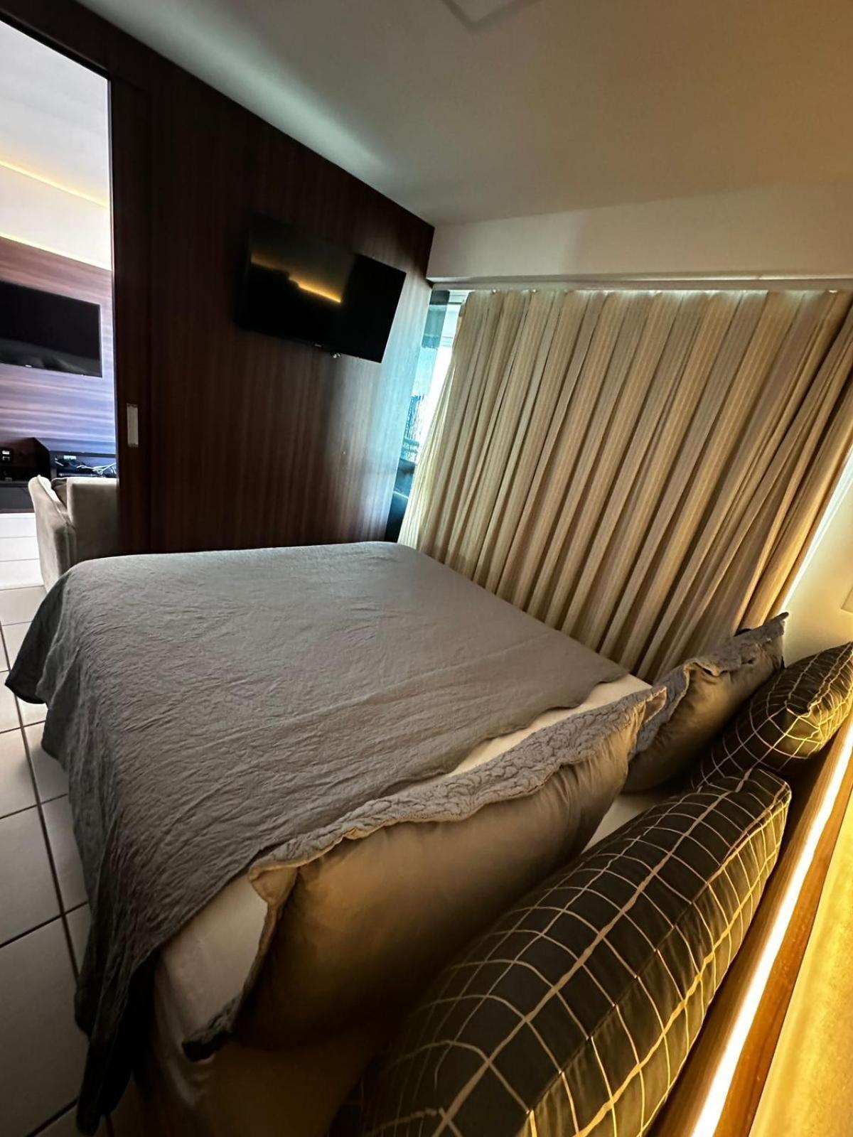 Apartamento Beira Mar 14º Andar Com 2 Quartos *