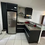 Apartamento Beira Mar 14º Andar Com 2 Quartos